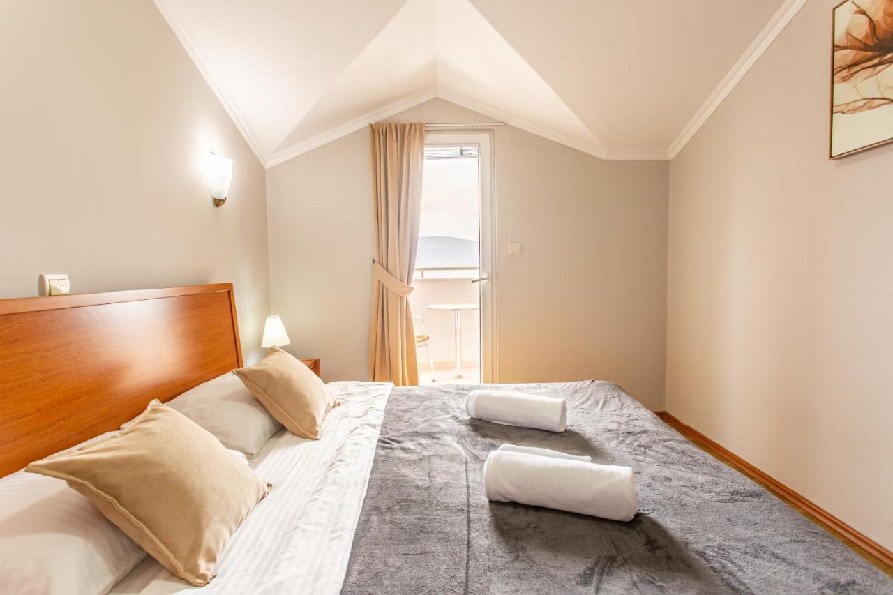 Guest House Perper Τίβατ Εξωτερικό φωτογραφία