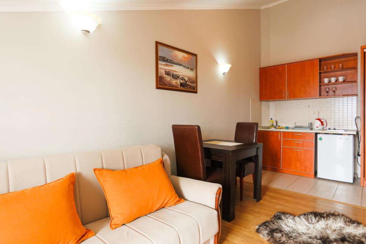 Guest House Perper Τίβατ Εξωτερικό φωτογραφία