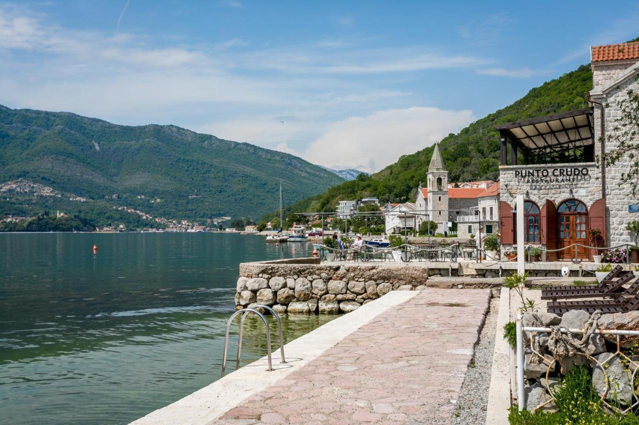 Guest House Perper Τίβατ Εξωτερικό φωτογραφία